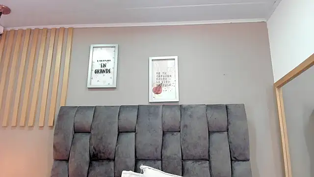 mariaa fernanda online show from 12-16-25, 04:06