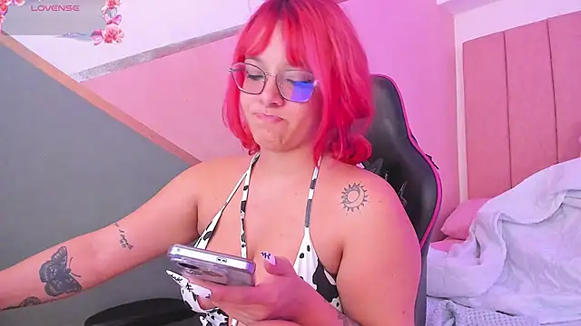 Snapshot of lilith_noahh chatting on 02-04-25, 07:51 lilith noahh online show from 02-04-25, 07:51