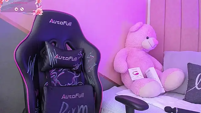 Snapshot of lilith_noahh chatting on 03-12-25, 07:13 lilith noahh online show from 03-12-25, 07:13