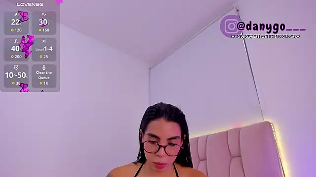 Snapshot of ZarianaEvanz chatting on 10-23-25, 09:57 ZarianaEvanz online show from 10-23-25, 09:57