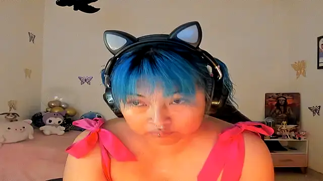 Shaddycute  online show from 09-17-25, 12:07