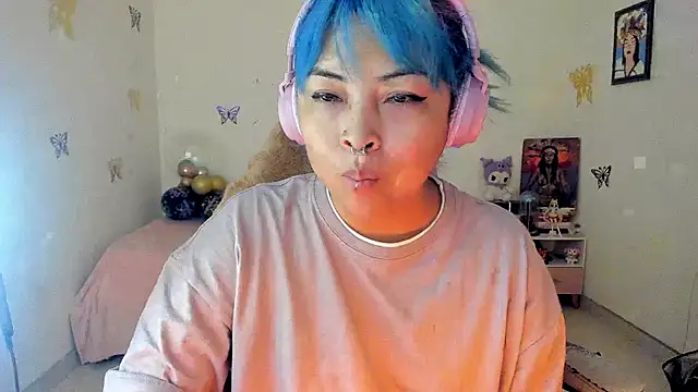 Shaddycute  online show from 09-22-25, 04:53