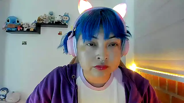 Shaddycute  online show from 11-05-25, 03:56