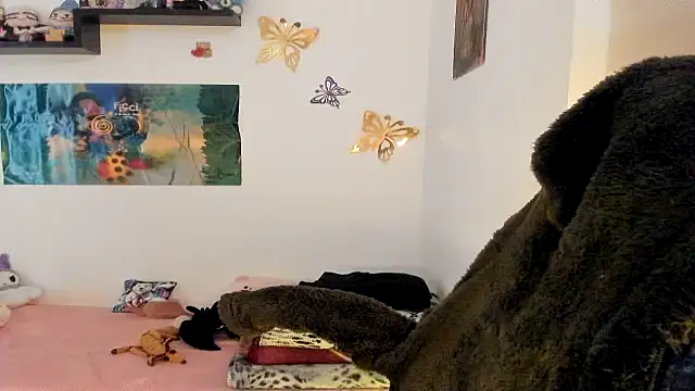 Snapshot of Shaddycute_ chatting on 02-04-26, 12:16 Shaddycute online show from 02-04-26, 12:16