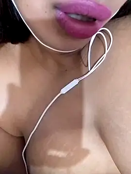 L-LOVE online show from 12-12-24, 11:47