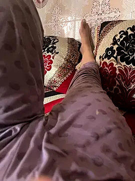 L-LOVE online show from 09-20-25, 03:57