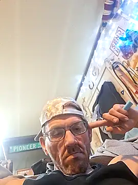 gettinit2wice online show from 12-19-25, 03:08