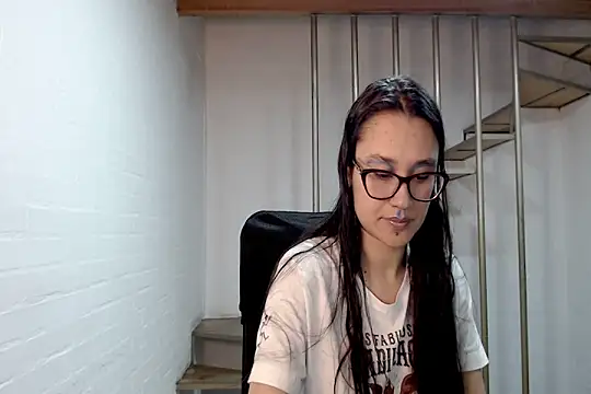 Jessie Desire online show from 11-25-25, 01:38