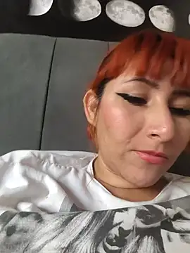 florecita9 online show from 11-20-25, 05:34