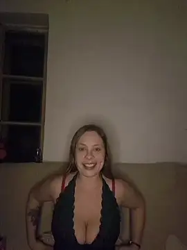 katiestevens online show from 12-21-25, 10:50