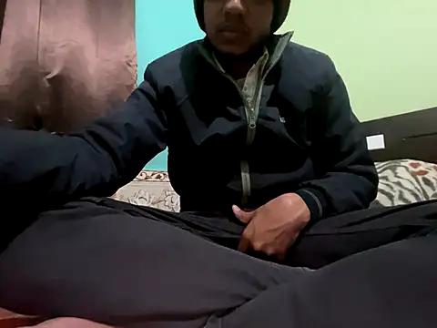 Snapshot of Maalsexy22 chatting on 12-20-25, 01:29 Maalsexy22 online show from 12-20-25, 01:29