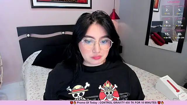 Snapshot of _nina_sweet chatting on 03-15-25, 06:10 nina sweet online show from 03-15-25, 06:10