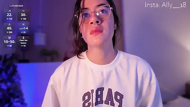 Snapshot of Ally_addams chatting on 02-19-25, 03:50 Ally addams online show from 02-19-25, 03:50