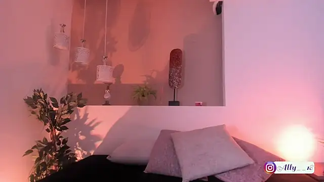 Snapshot of Ally_addams chatting on 09-11-25, 10:21 Ally addams online show from 09-11-25, 10:21