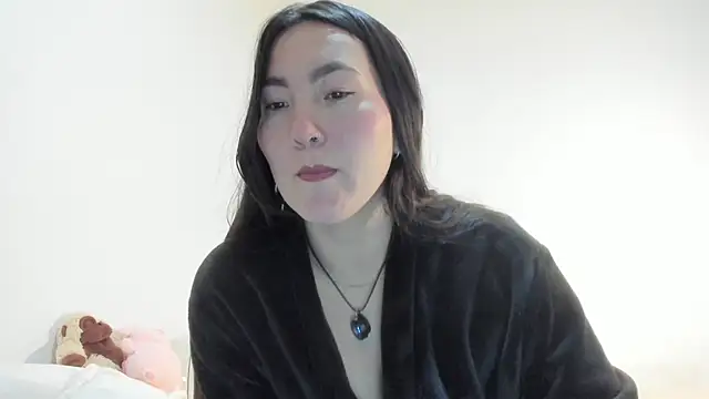 Snapshot of Elle_Lee_ chatting on 09-25-25, 12:14 Elle Lee  online show from 09-25-25, 12:14