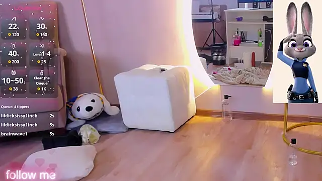 Snapshot of Alex_Howell chatting on 03-22-25, 02:48 Alex Howell online show from 03-22-25, 02:48