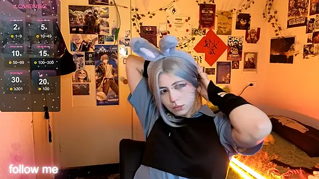 Snapshot of Alex_Howell chatting on 11-15-25, 08:16 Alex Howell online show from 11-15-25, 08:16