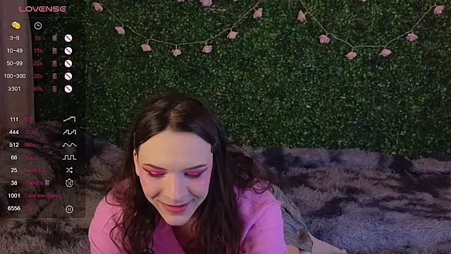 Snapshot of EkaterinaUpple chatting on 02-11-26, 04:12 EkaterinaUpple online show from 02-11-26, 04:12