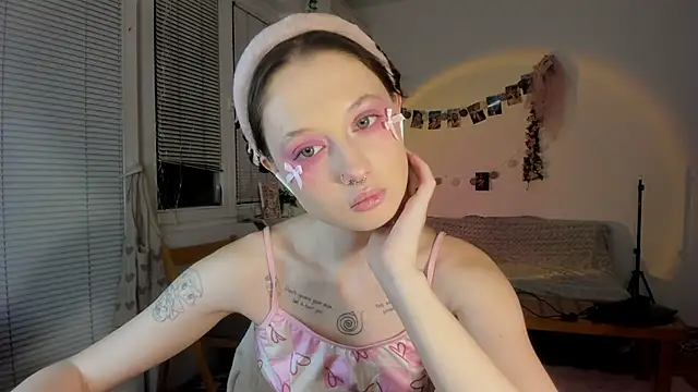 Jenny darling love online show from 01-31-25, 07:18