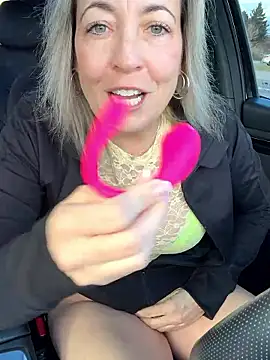 Cherry-red-xo online show from 01-09-26, 04:54