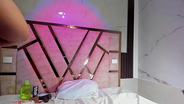 molly sweetee online show from 11-29-25, 01:52