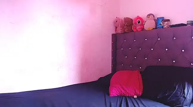 stefanny hot03 online show from 03-04-25, 02:32