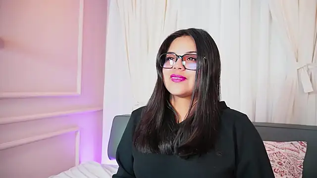 Snapshot of Sophia_wilsonn_ chatting on 09-12-25, 11:10 Sophia wilsonn online show from 09-12-25, 11:10