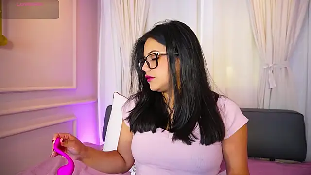 Snapshot of Sophia_wilsonn_ chatting on 09-13-25, 11:10 Sophia wilsonn online show from 09-13-25, 11:10