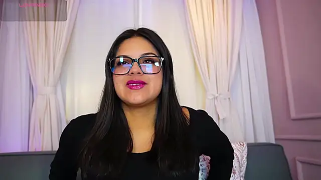 Snapshot of Sophia_wilsonn_ chatting on 09-14-25, 08:24 Sophia wilsonn online show from 09-14-25, 08:24