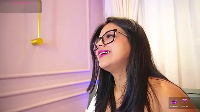 Snapshot of Sophia_wilsonn_ chatting on 09-17-25, 11:23 Sophia wilsonn online show from 09-17-25, 11:23