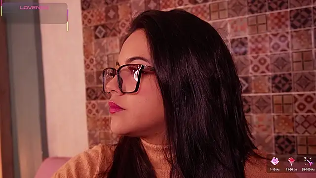 Snapshot of Sophia_wilsonn_ chatting on 10-26-25, 08:42 Sophia wilsonn online show from 10-26-25, 08:42