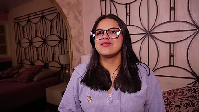 Sophia wilsonn  online show from 02-12-26, 10:32