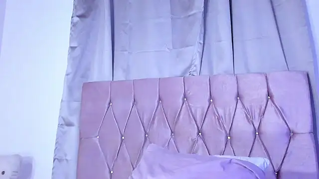 Ashley piinkk  online show from 03-23-25, 01:31