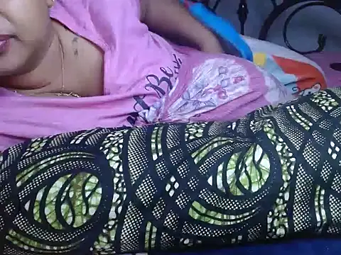 Snapshot of TASHa009 chatting on 01-08-25, 07:34 TASHa009 online show from 01-08-25, 07:34