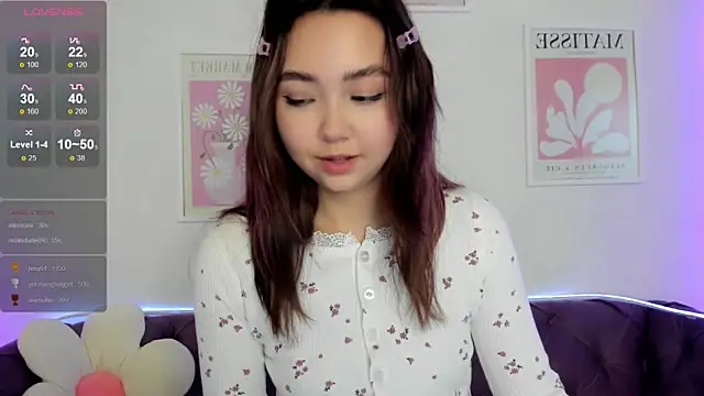 Snapshot of Fluffy_Rose chatting on 01-18-25, 04:37 Fluffy Rose online show from 01-18-25, 04:37