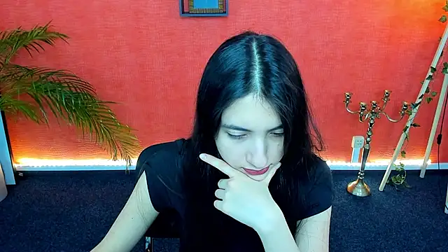 Snapshot of _Chaarming_ chatting on 12-02-24, 02:30 Chaarming online show from 12-02-24, 02:30