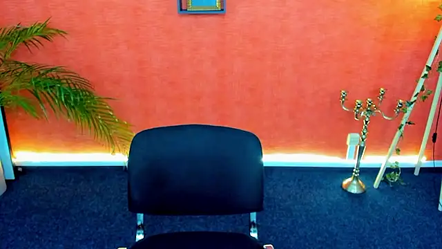 Snapshot of _Chaarming_ chatting on 12-02-24, 06:10 Chaarming online show from 12-02-24, 06:10