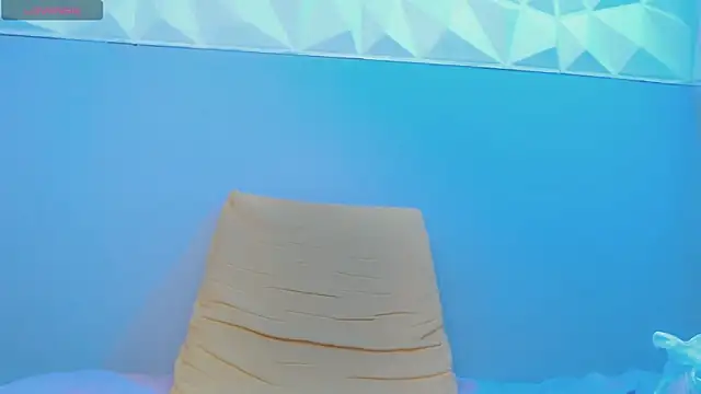 Jake tripp online show from 10-28-25, 04:05