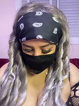 Snapshot of mari_layali chatting on 12-06-24, 01:07 mari layali online show from 12-06-24, 01:07