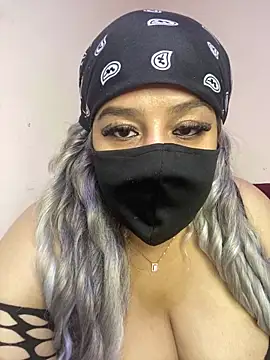 Snapshot of mari_layali chatting on 12-08-24, 04:35 mari layali online show from 12-08-24, 04:35