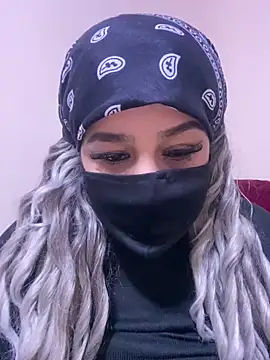 Snapshot of mari_layali chatting on 12-14-24, 11:12 mari layali online show from 12-14-24, 11:12