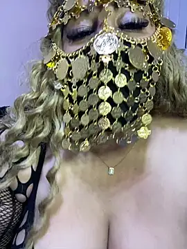 Snapshot of mari_layali chatting on 12-30-24, 07:15 mari layali online show from 12-30-24, 07:15