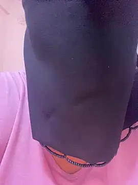 Snapshot of mari_layali chatting on 01-12-25, 06:49 mari layali online show from 01-12-25, 06:49