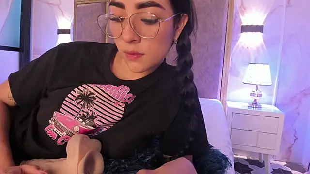 Susa1userma  online show from 02-02-25, 11:00