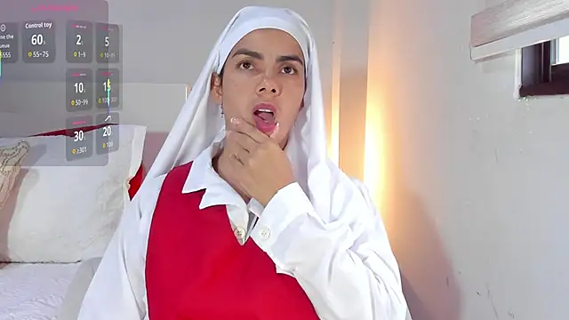 ClaraMariaMon online show from 11-27-25, 03:47