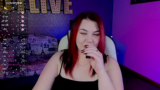 Snapshot of Lilumytrend chatting on 02-01-26, 06:12 Lilumytrend online show from 02-01-26, 06:12