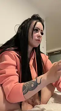 Snapshot of Highschoolpussy chatting on 02-15-25, 02:26 Highschoolpussy online show from 02-15-25, 02:26