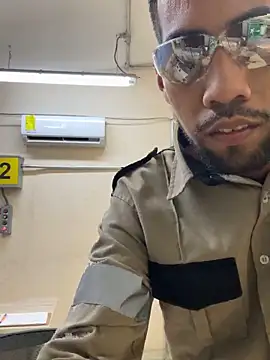 EnriquePersian197 online show from 09-23-25, 01:30