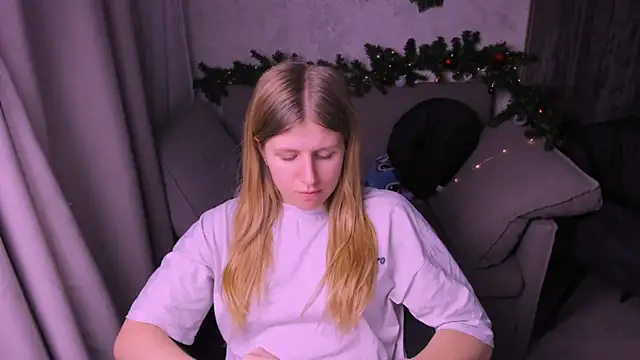 Snapshot of kirraa_ chatting on 12-13-24, 09:41 kirraa  online show from 12-13-24, 09:41