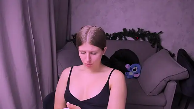 Snapshot of kirraa_ chatting on 01-03-25, 09:47 kirraa  online show from 01-03-25, 09:47